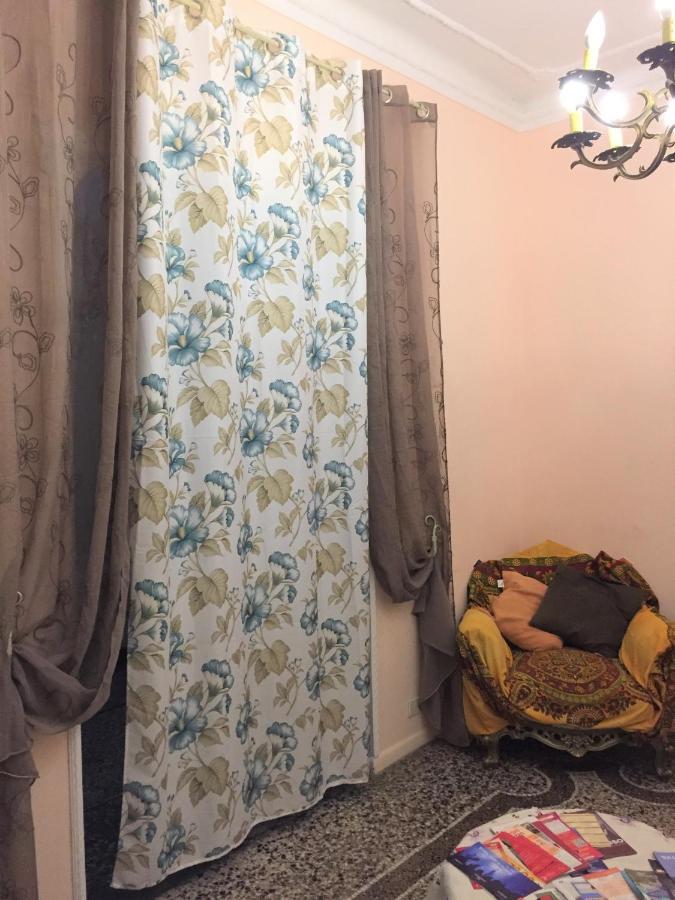 Appartamento In Centro Zona Fiera,Davanti Al Galliera Genoa Luaran gambar